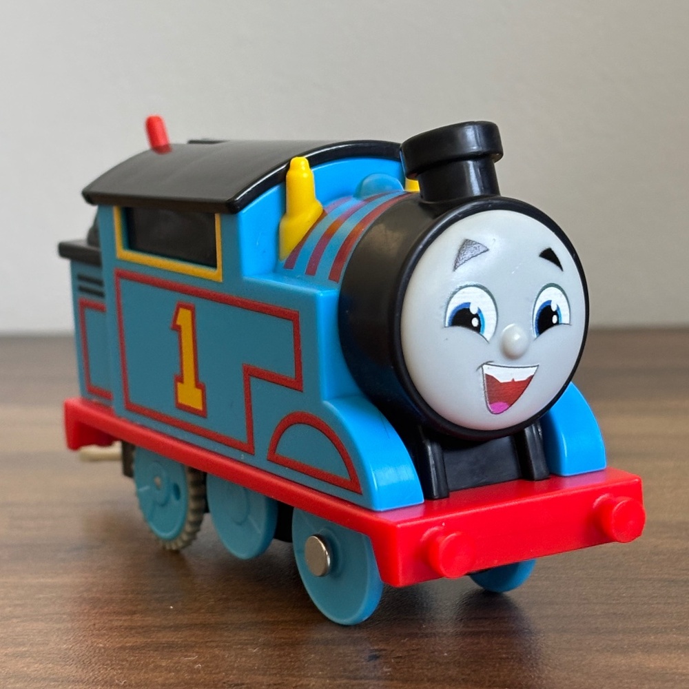 THOMAS THE TANK ENGINE TRAIN Motorized Train Mattel Gullane 2021 Moving WORKS!